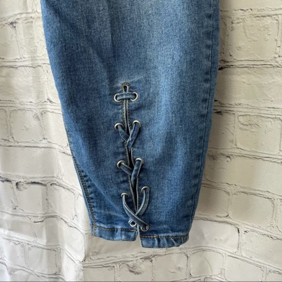 SOLD!!!Refuge Ankle Jeans, Laced Front, Casual Fi… - Picture 2 of 7